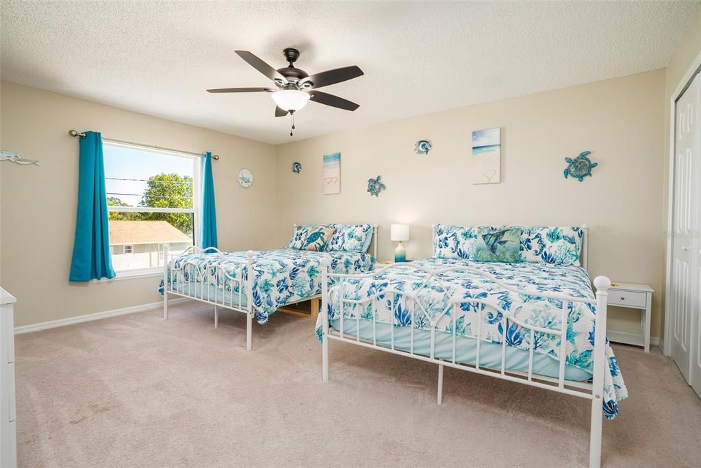 For Sale: $474,000 (4 beds, 2 baths, 2760 Square Feet)