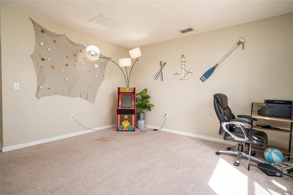 For Sale: $474,000 (4 beds, 2 baths, 2760 Square Feet)