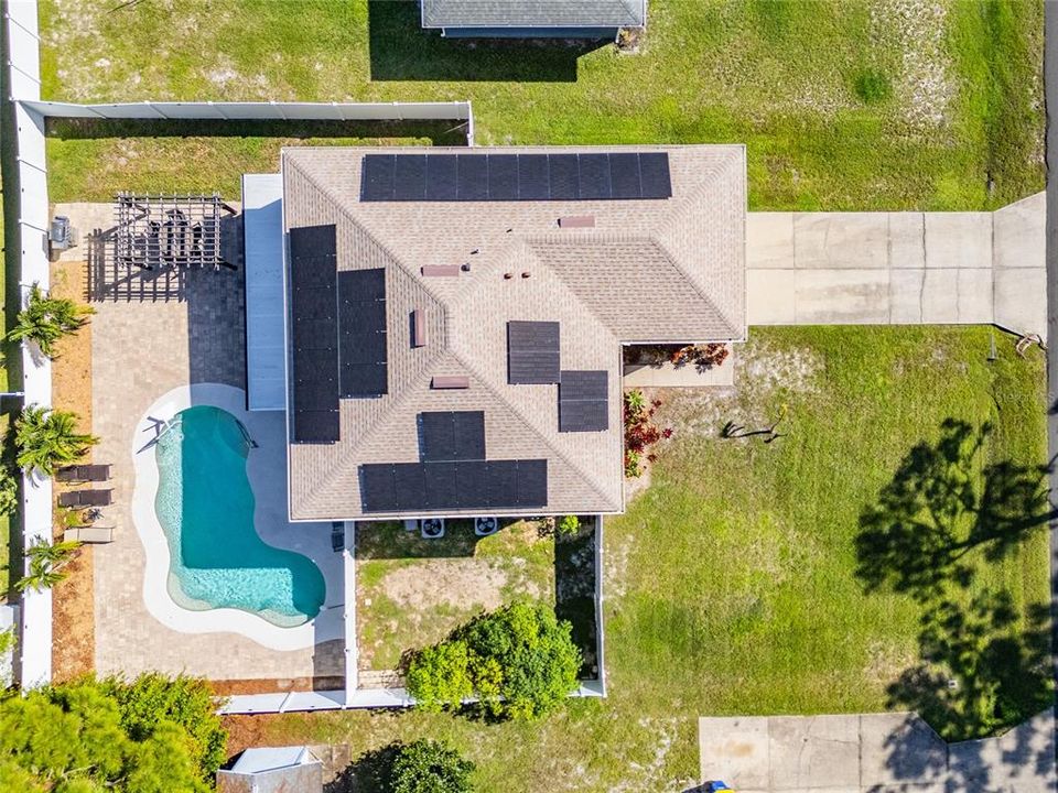 For Sale: $474,000 (4 beds, 2 baths, 2760 Square Feet)