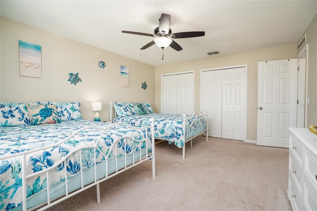 For Sale: $474,000 (4 beds, 2 baths, 2760 Square Feet)