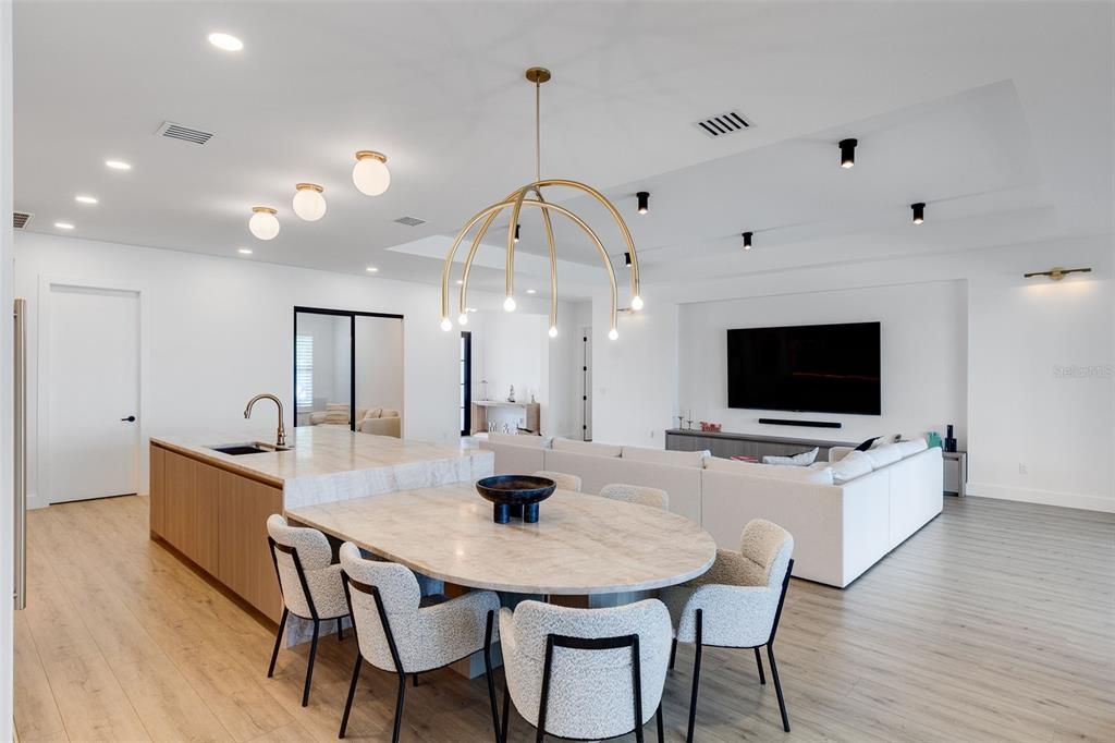 На продажу: $1,995,000 (3 спален, 3 ванн, 2782 Квадратных фут)