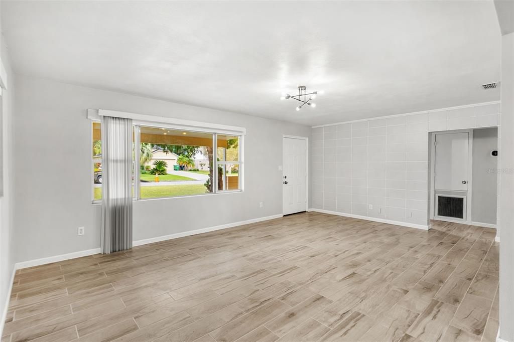 En Venta: $425,000 (3 camas, 2 baños, 1721 Pies cuadrados)