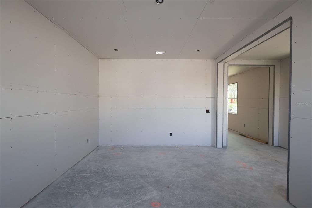 На продажу: $489,990 (4 спален, 2 ванн, 2092 Квадратных фут)