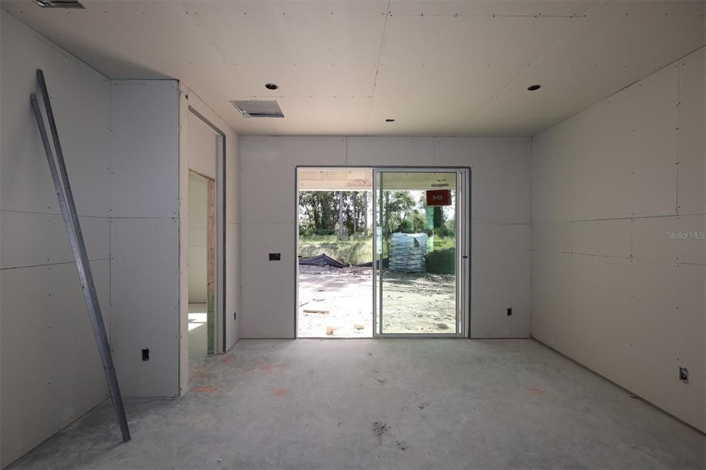 На продажу: $489,990 (4 спален, 2 ванн, 2092 Квадратных фут)