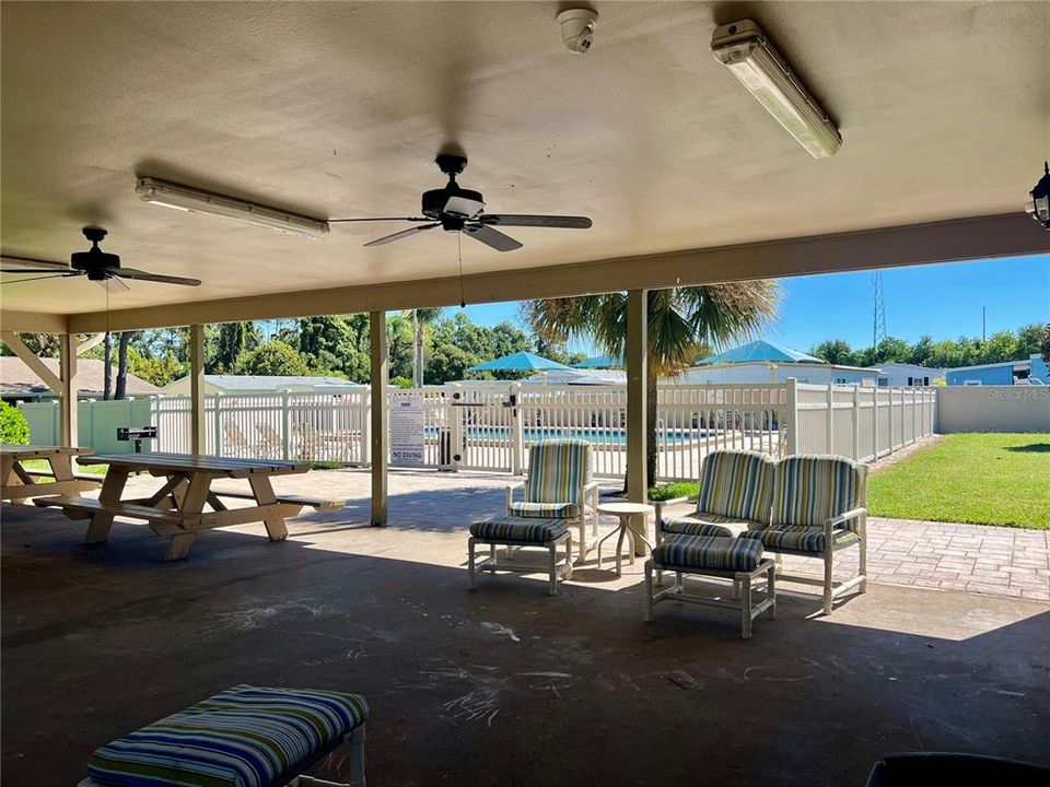 Active With Contract: $175,000 (2 beds, 2 baths, 930 Square Feet)