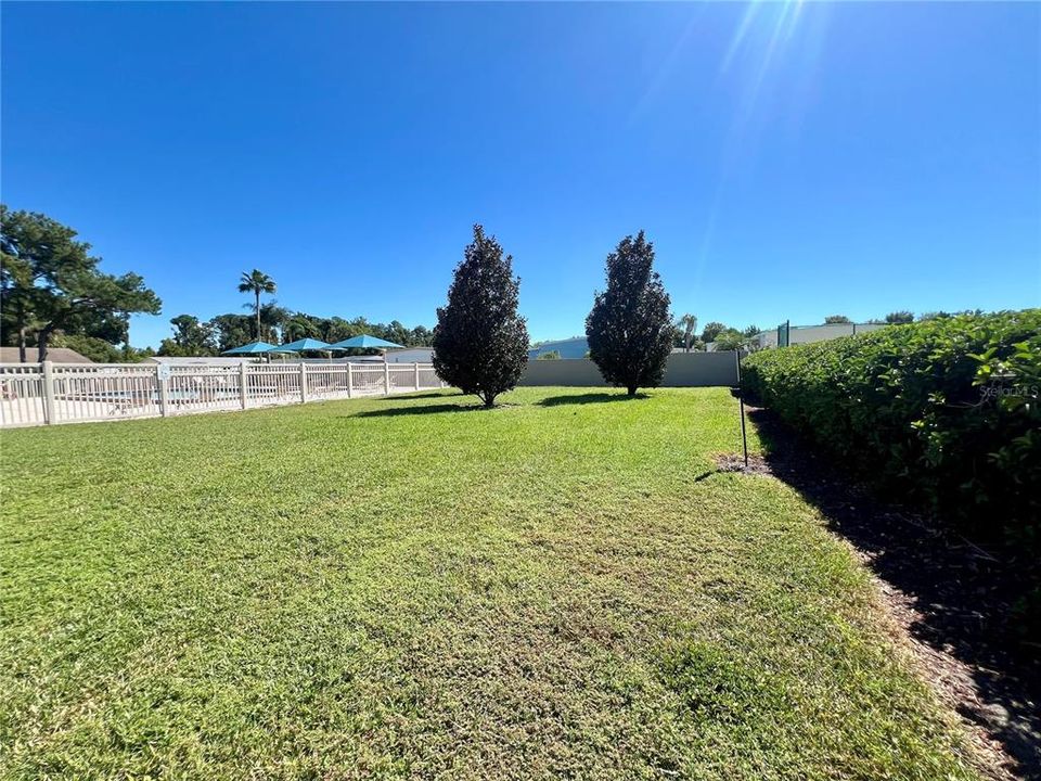 Active With Contract: $175,000 (2 beds, 2 baths, 930 Square Feet)