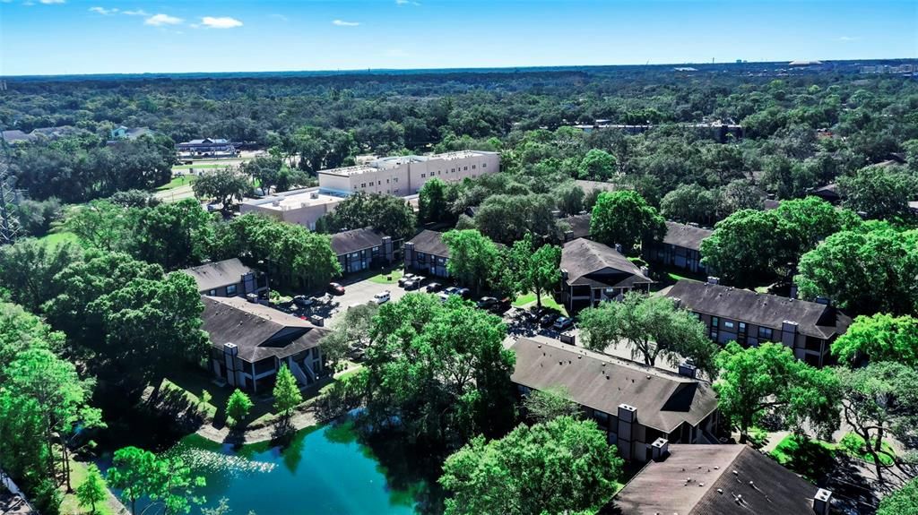 For Sale: $169,900 (2 beds, 2 baths, 912 Square Feet)