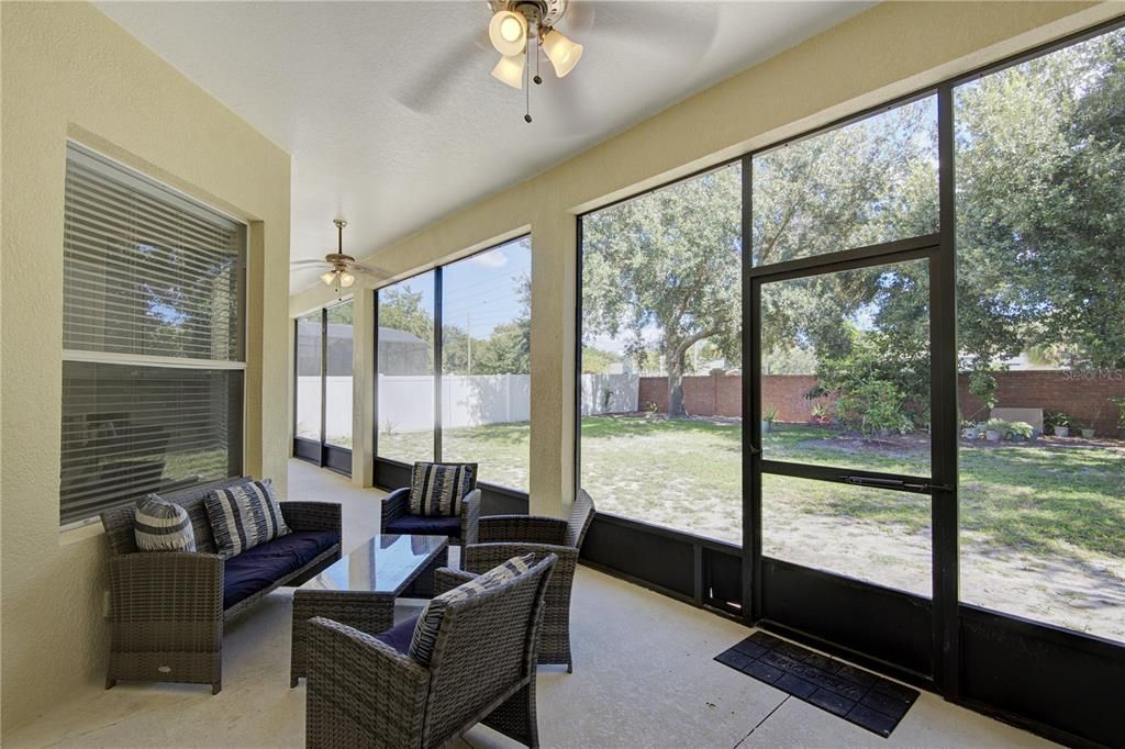 Activo con contrato: $635,000 (4 camas, 3 baños, 2397 Pies cuadrados)