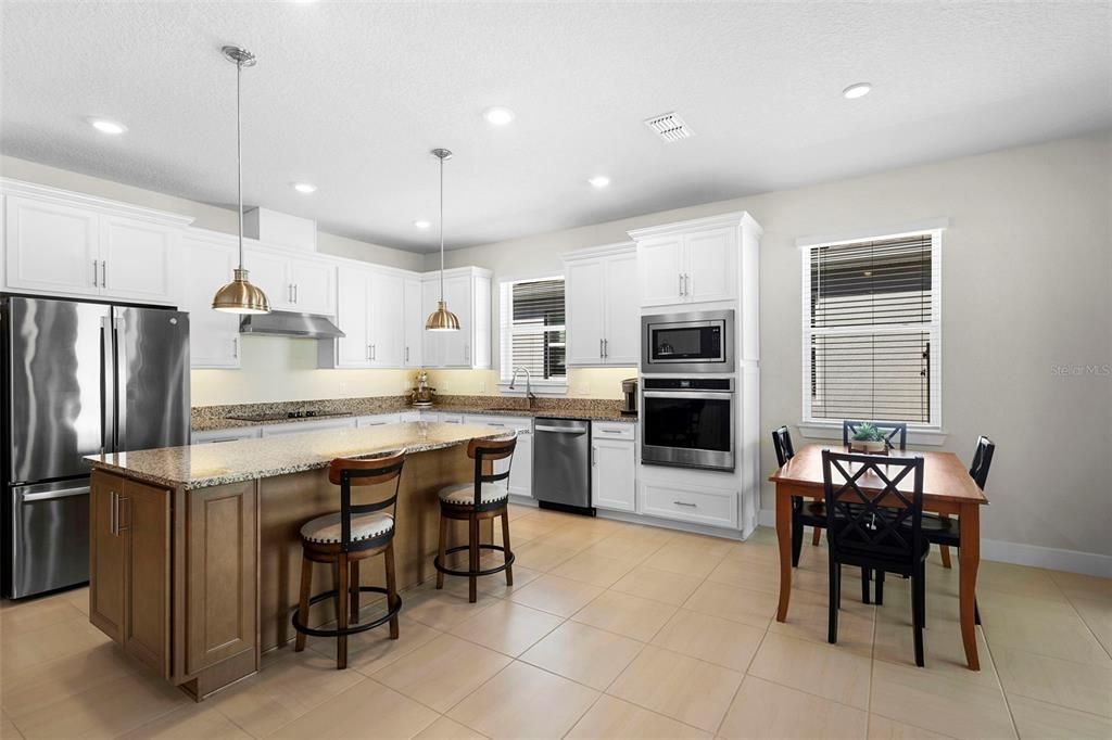 For Sale: $389,500 (4 beds, 2 baths, 1844 Square Feet)