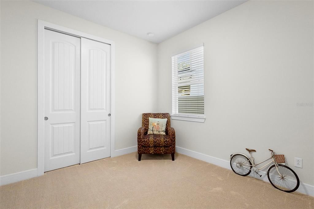 For Sale: $389,500 (4 beds, 2 baths, 1844 Square Feet)