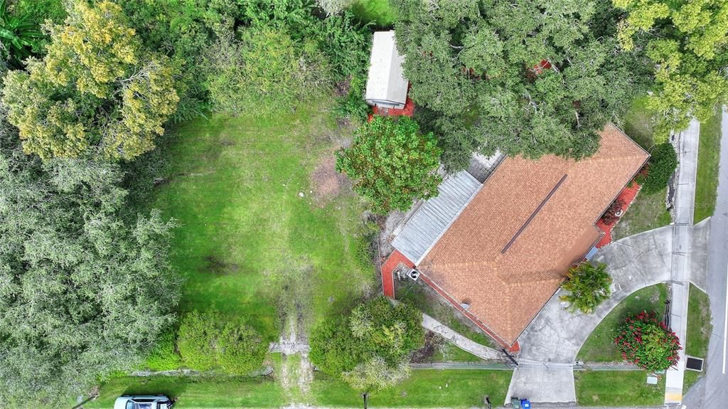 合同活跃: $325,000 (3 贝兹, 3 浴室, 1172 平方英尺)