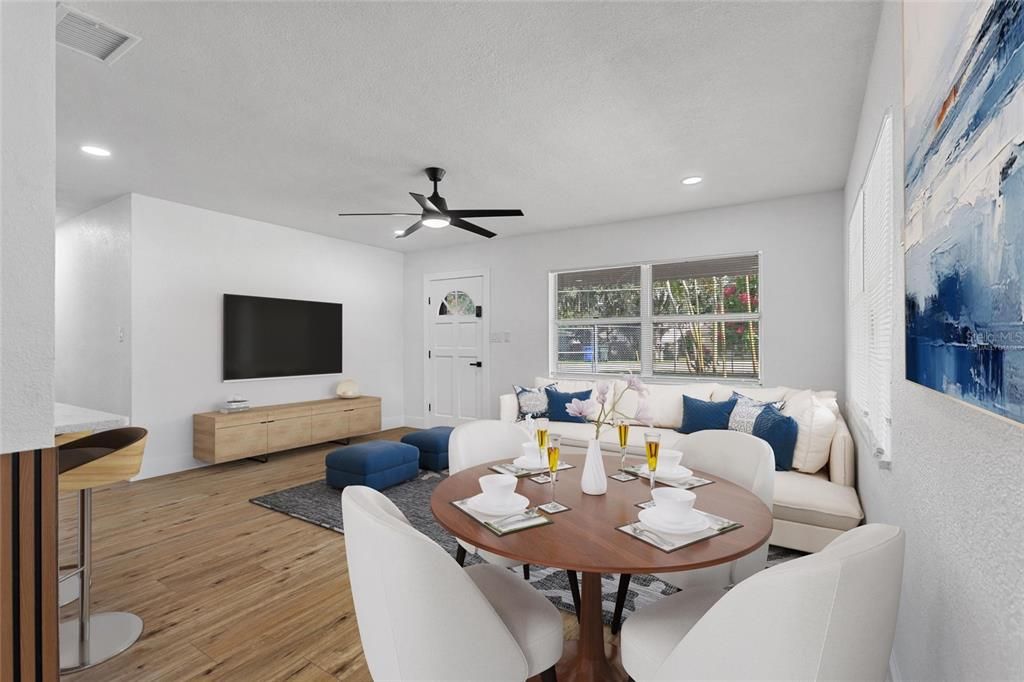 合同活跃: $325,000 (3 贝兹, 3 浴室, 1172 平方英尺)