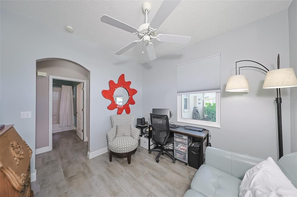 待售: $349,900 (3 贝兹, 2 浴室, 1429 平方英尺)