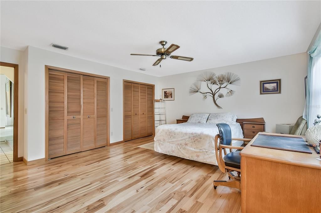 待售: $680,000 (3 贝兹, 2 浴室, 1820 平方英尺)