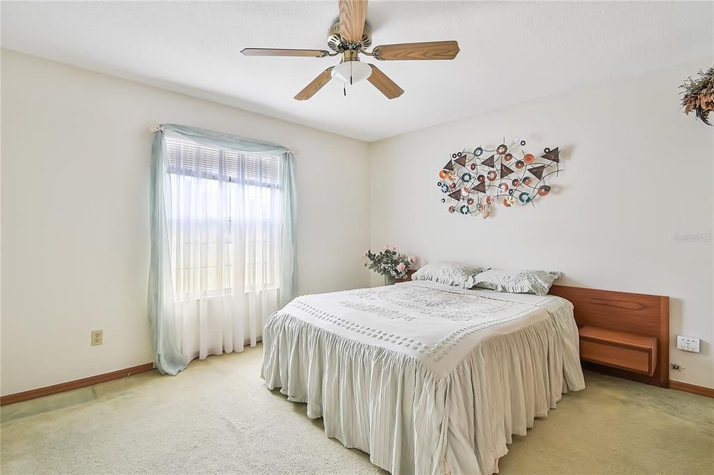 待售: $680,000 (3 贝兹, 2 浴室, 1820 平方英尺)