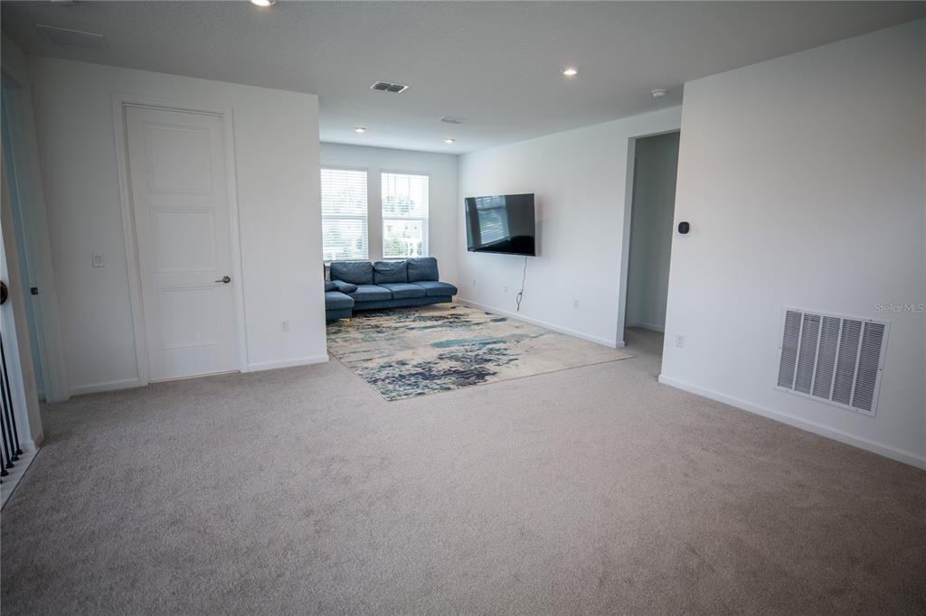 En Venta: $1,289,000 (5 camas, 4 baños, 3292 Pies cuadrados)