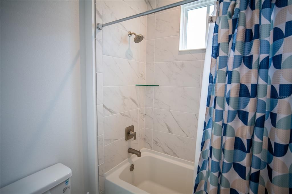 En Venta: $1,289,000 (5 camas, 4 baños, 3292 Pies cuadrados)