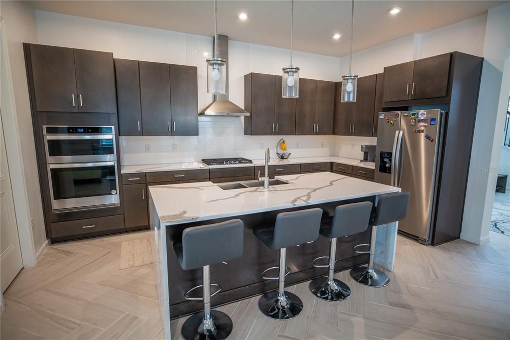 En Venta: $1,289,000 (5 camas, 4 baños, 3292 Pies cuadrados)