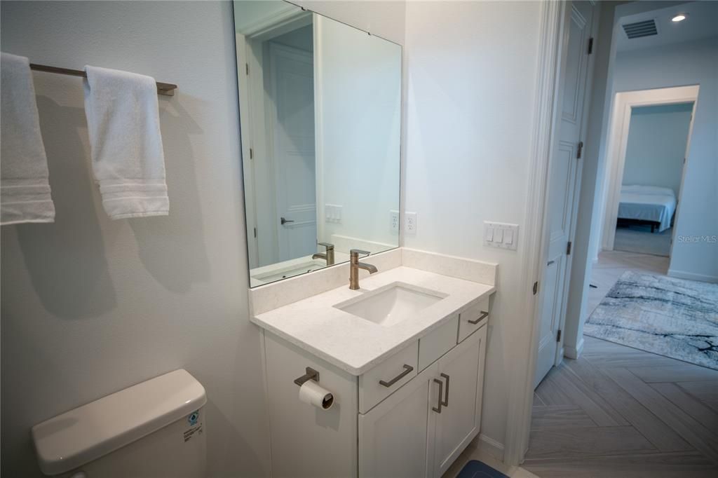 En Venta: $1,289,000 (5 camas, 4 baños, 3292 Pies cuadrados)