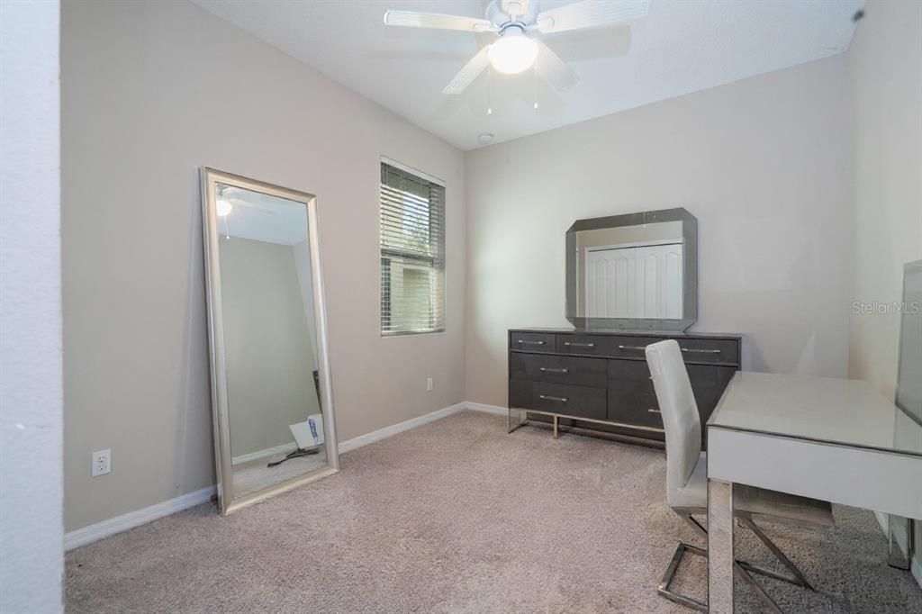 For Sale: $530,000 (3 beds, 2 baths, 1864 Square Feet)