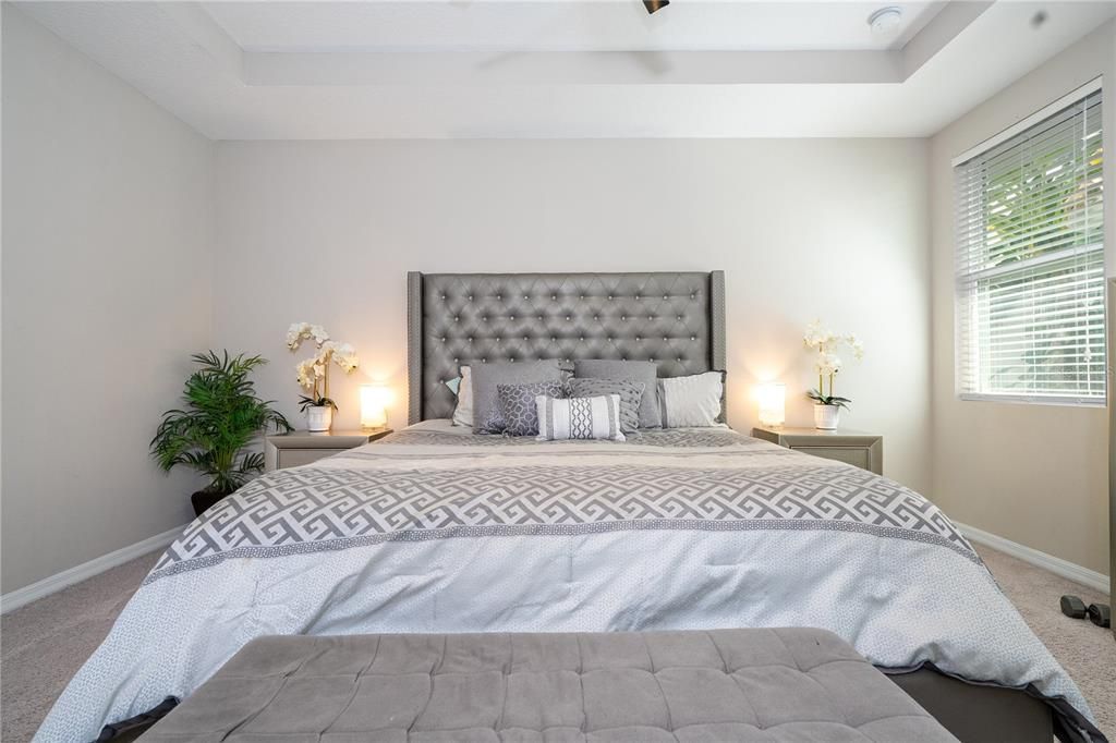 For Sale: $530,000 (3 beds, 2 baths, 1864 Square Feet)