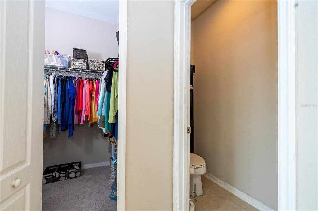 For Sale: $530,000 (3 beds, 2 baths, 1864 Square Feet)