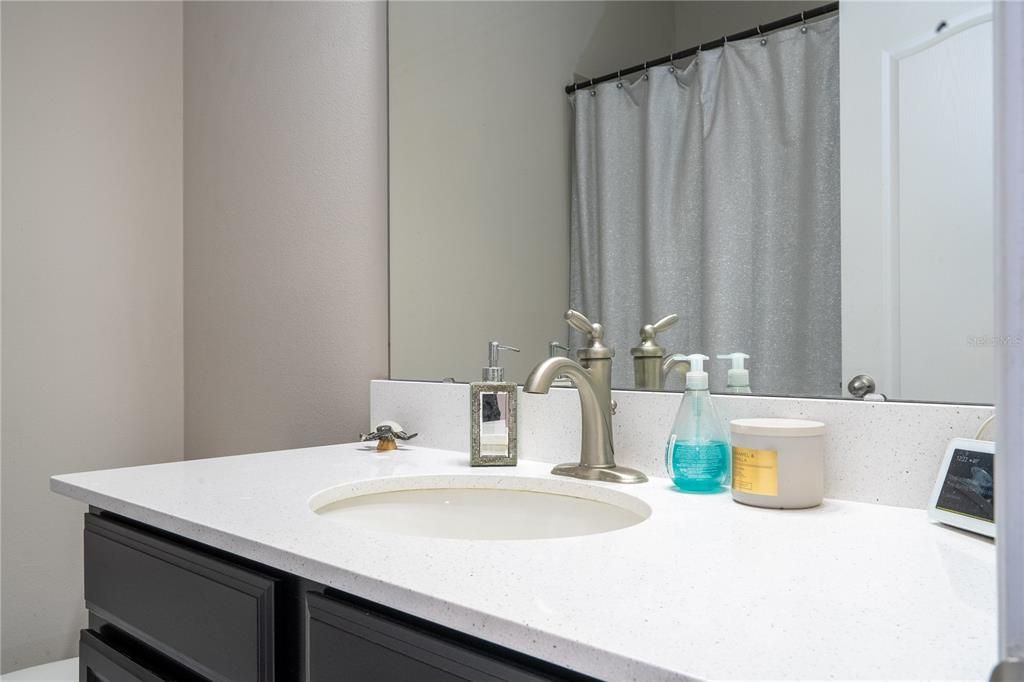 For Sale: $530,000 (3 beds, 2 baths, 1864 Square Feet)