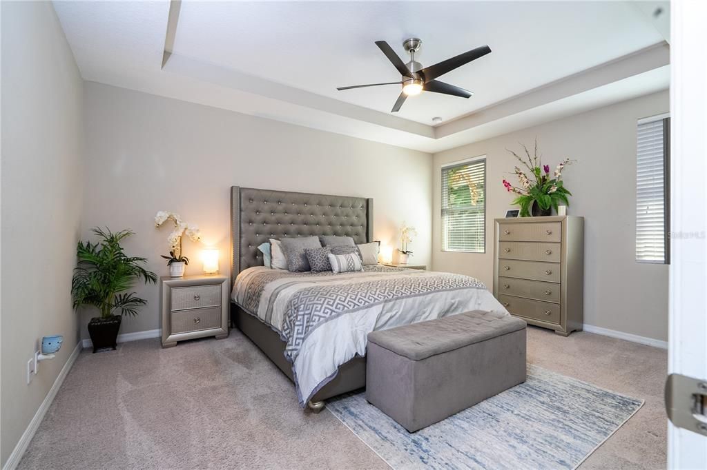 For Sale: $530,000 (3 beds, 2 baths, 1864 Square Feet)