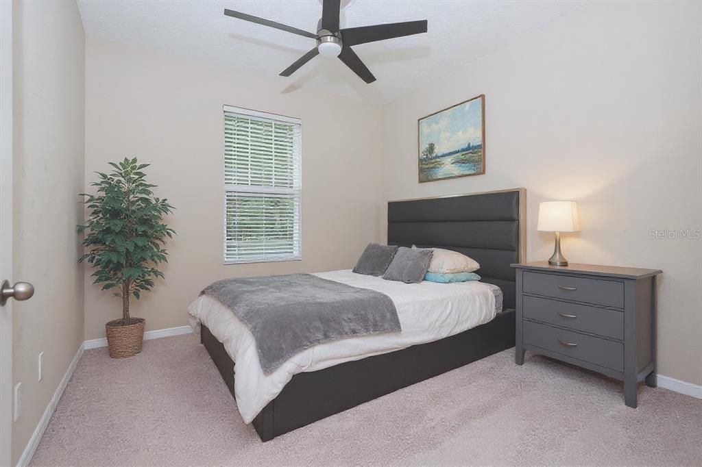 For Sale: $530,000 (3 beds, 2 baths, 1864 Square Feet)