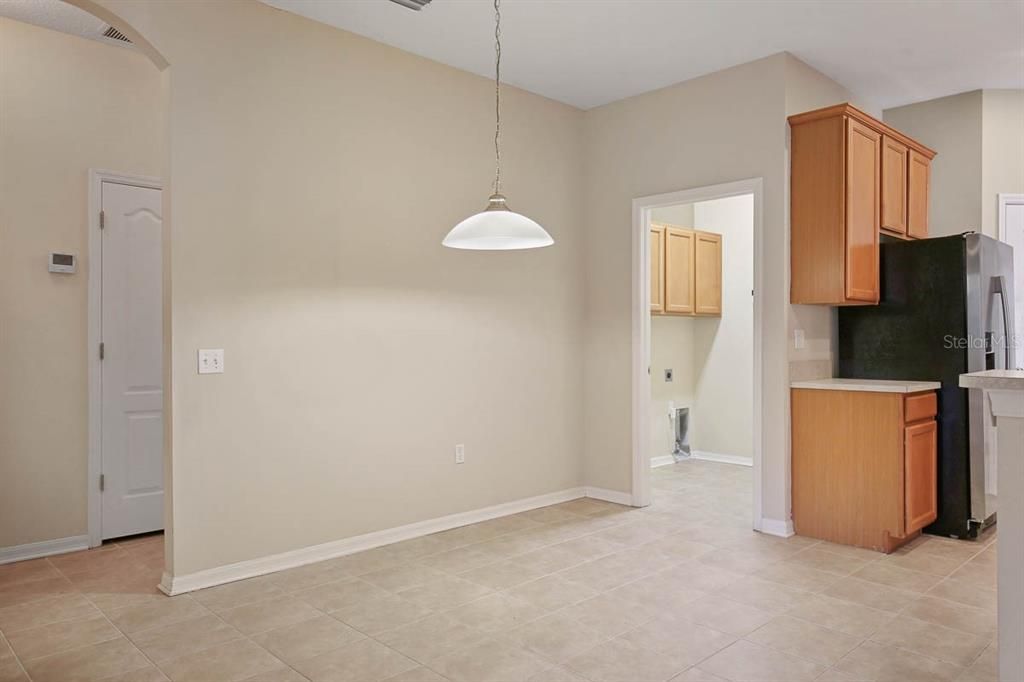 出租: $2,600 (4 贝兹, 3 浴室, 2220 平方英尺)