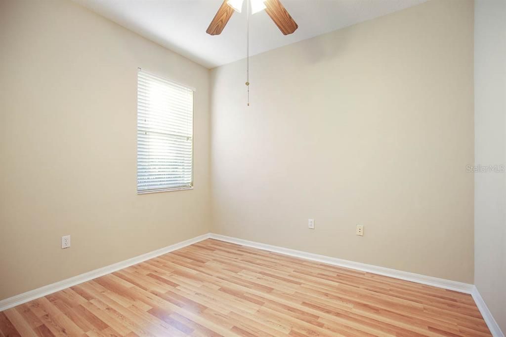 出租: $2,600 (4 贝兹, 3 浴室, 2220 平方英尺)