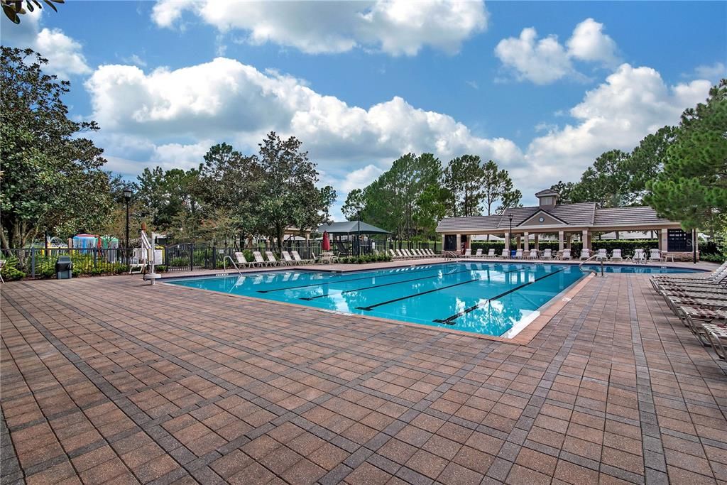 出租: $2,600 (4 贝兹, 3 浴室, 2220 平方英尺)