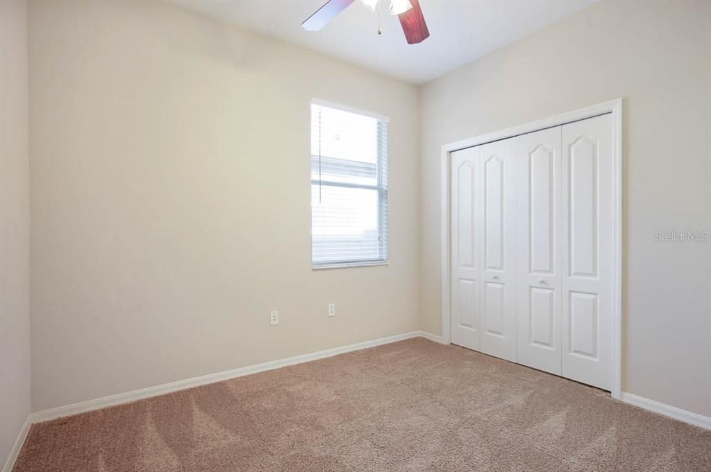 出租: $2,600 (4 贝兹, 3 浴室, 2220 平方英尺)