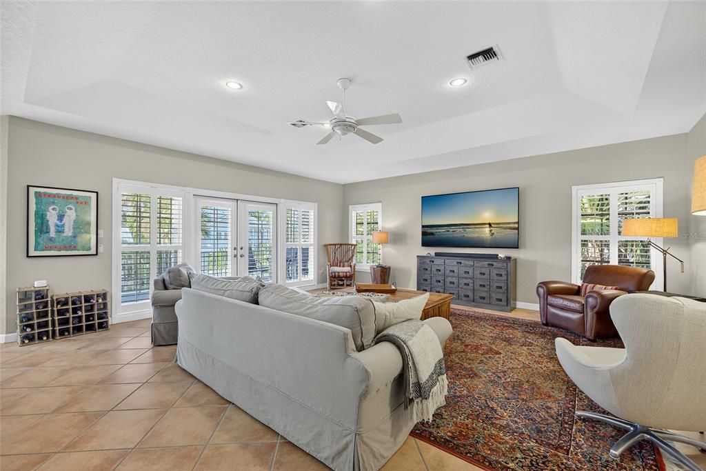 For Sale: $999,000 (4 beds, 3 baths, 2971 Square Feet)