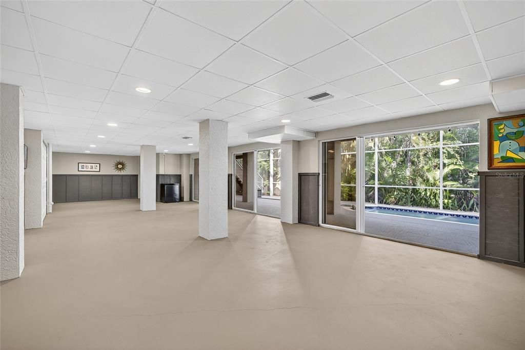 For Sale: $999,000 (4 beds, 3 baths, 2971 Square Feet)