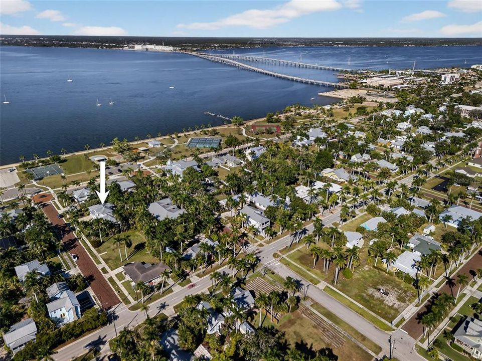 For Sale: $999,000 (4 beds, 3 baths, 2971 Square Feet)