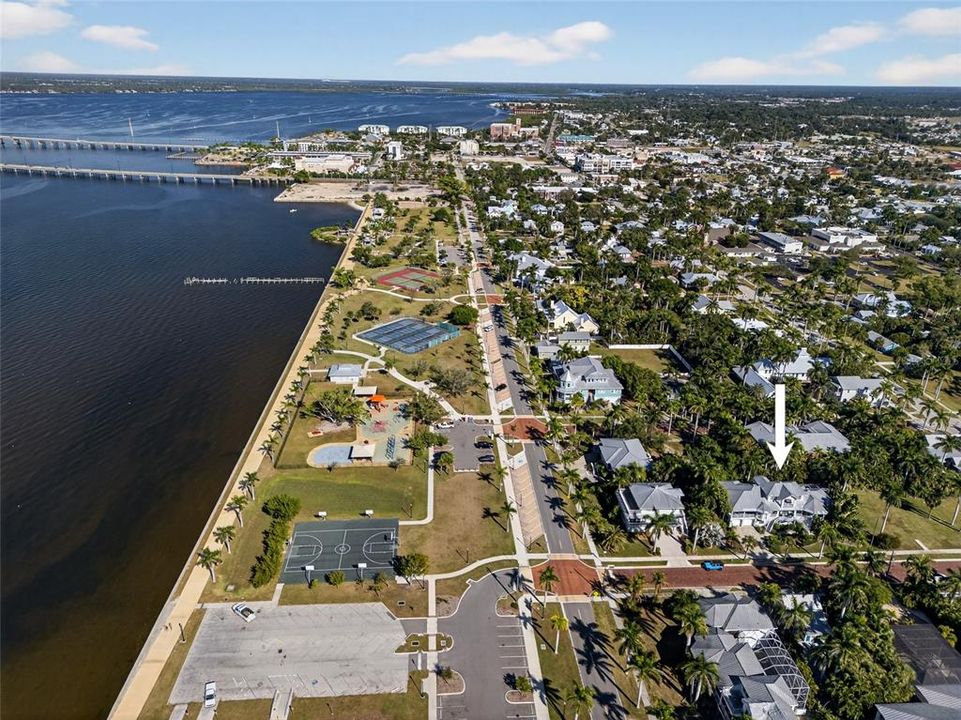 For Sale: $999,000 (4 beds, 3 baths, 2971 Square Feet)