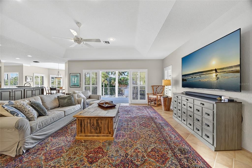 For Sale: $999,000 (4 beds, 3 baths, 2971 Square Feet)