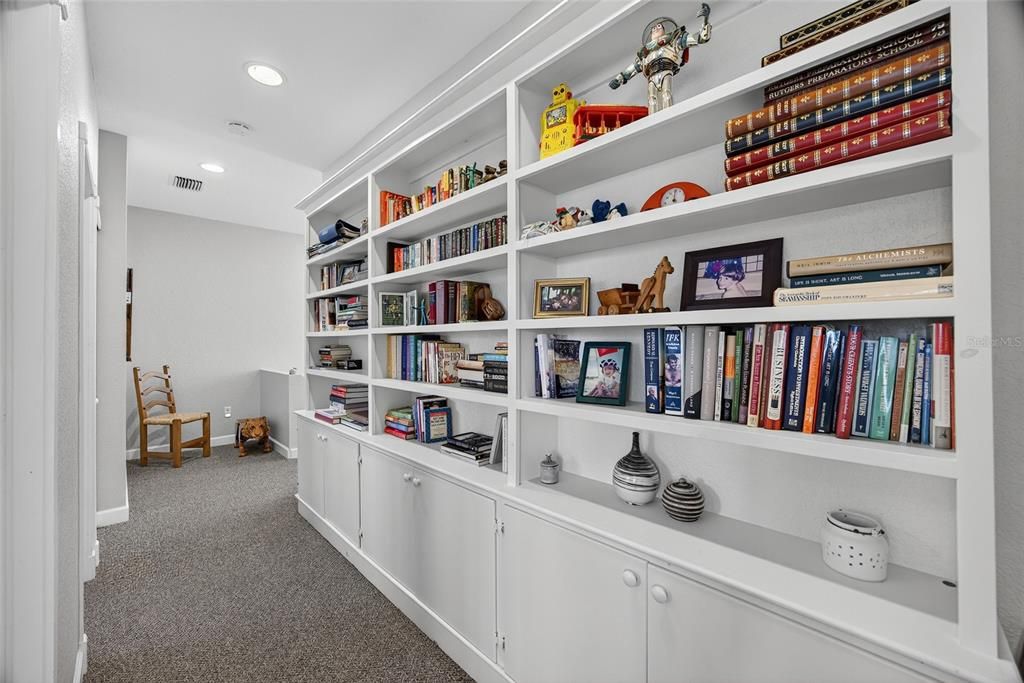 For Sale: $999,000 (4 beds, 3 baths, 2971 Square Feet)