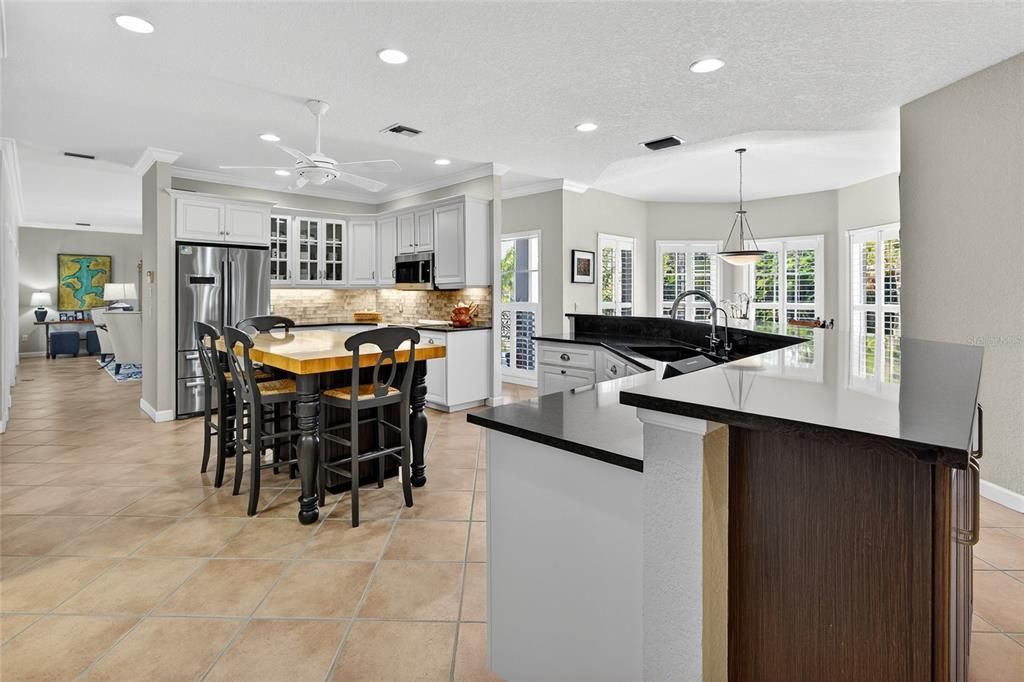 For Sale: $999,000 (4 beds, 3 baths, 2971 Square Feet)