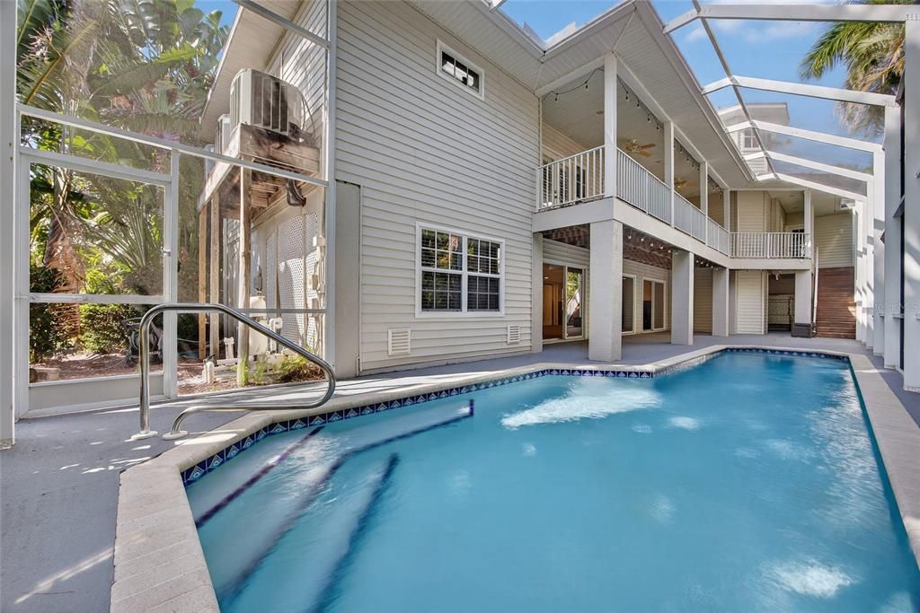 For Sale: $999,000 (4 beds, 3 baths, 2971 Square Feet)