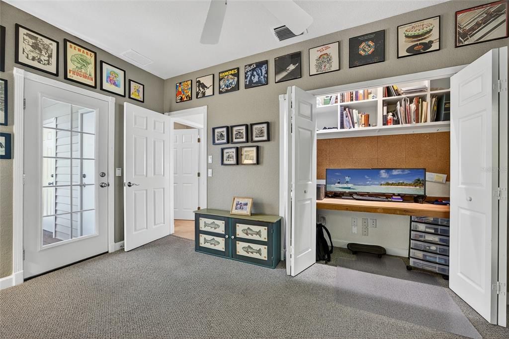 For Sale: $999,000 (4 beds, 3 baths, 2971 Square Feet)