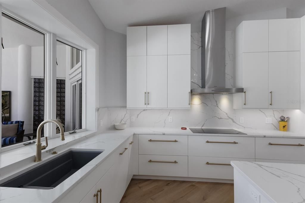 待售: $3,995,000 (4 贝兹, 5 浴室, 6705 平方英尺)