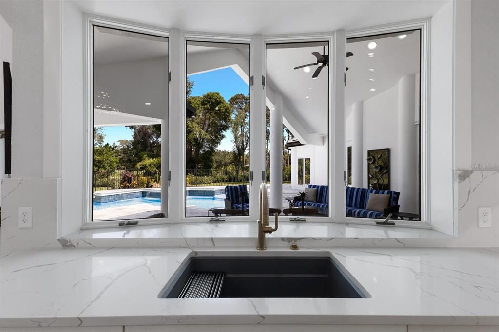 待售: $3,995,000 (4 贝兹, 5 浴室, 6705 平方英尺)