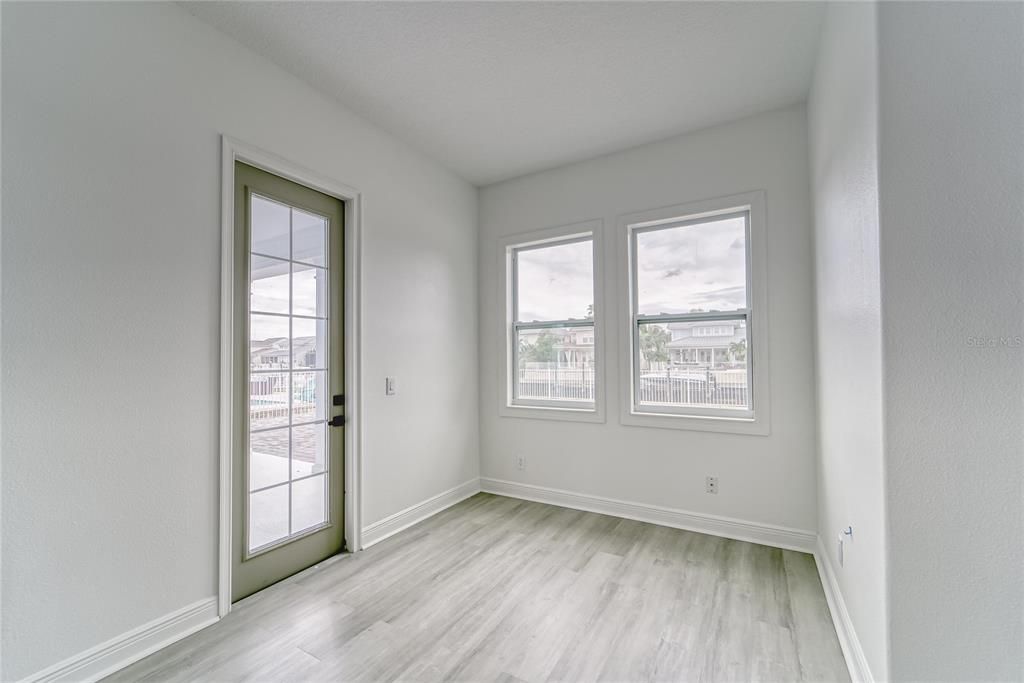 For Sale: $850,000 (4 beds, 2 baths, 2578 Square Feet)