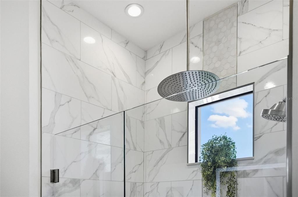 Под контрактом: $999,999 (3 спален, 2 ванн, 2572 Квадратных фут)