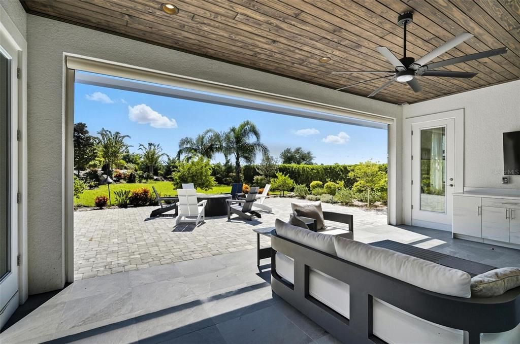 Под контрактом: $999,999 (3 спален, 2 ванн, 2572 Квадратных фут)