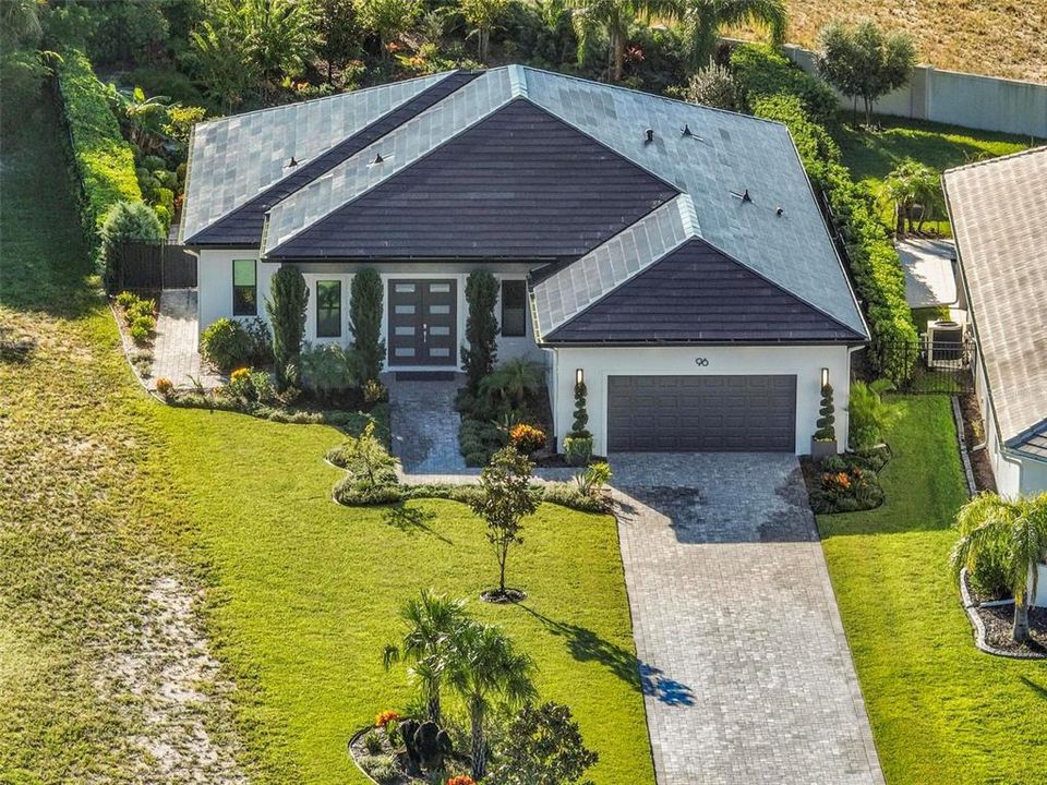 Под контрактом: $999,999 (3 спален, 2 ванн, 2572 Квадратных фут)