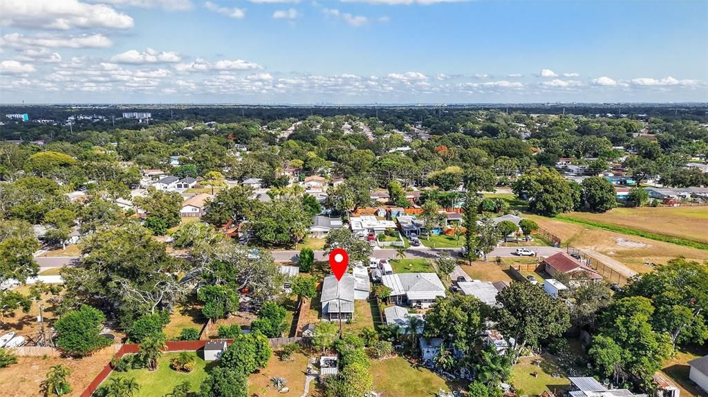 For Sale: $299,000 (2 beds, 1 baths, 1165 Square Feet)