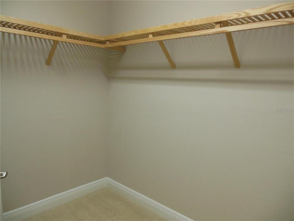 En Renta: $3,100 (3 camas, 2 baños, 1748 Pies cuadrados)